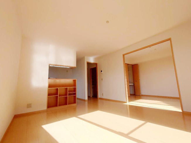 【居間・リビング】 | パイン テイル D棟