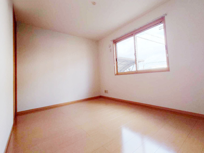 【洋室】 | パイン テイル D棟