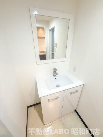 U-ro鶴橋駅前の洗面所