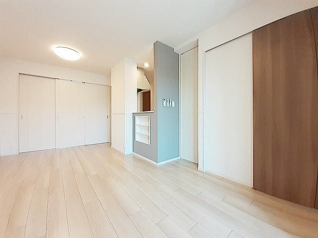 サンライズさくらまちＣの居間・リビング