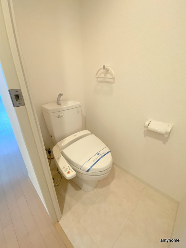 セイワパレス大手通　仲介手数料無料のトイレ