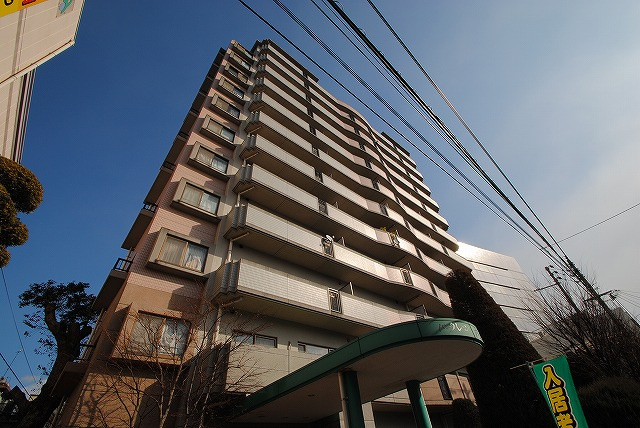 パークレーン六ツ門