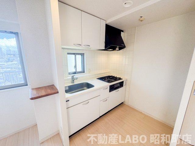 クラウンハイム上町台セントラル ラ・カーサのキッチン