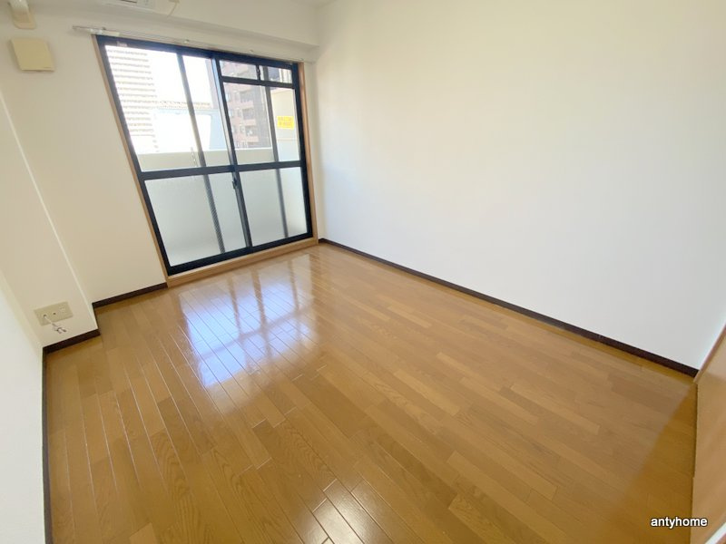 ブリリアントコート心斎橋イースト　仲介手数料無料の寝室