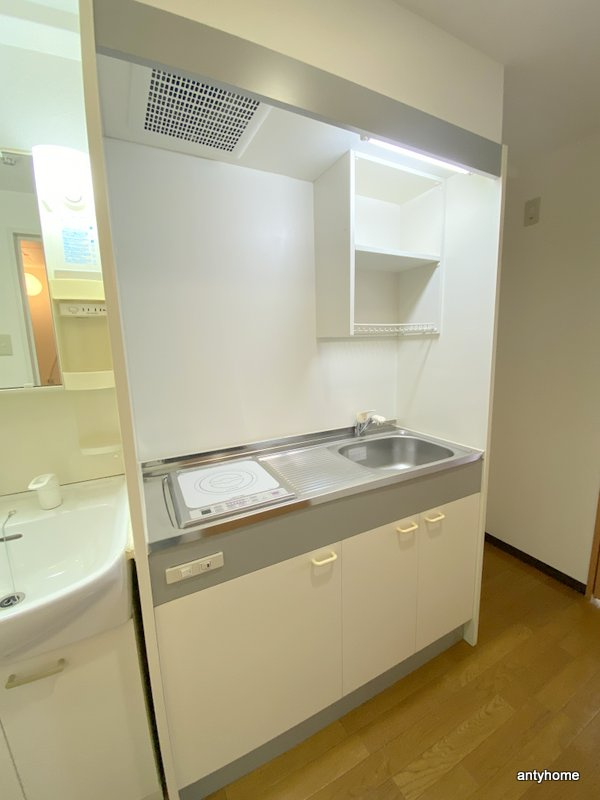 ブリリアントコート心斎橋イースト　仲介手数料無料のキッチン