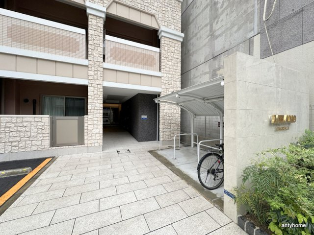 ミラノ堺筋　仲介手数料無料のエントランス