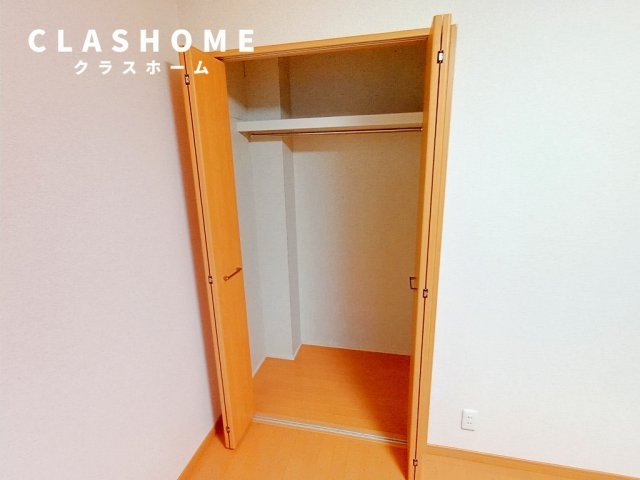 コンフォート小川の収納|同物件の別部屋になります。