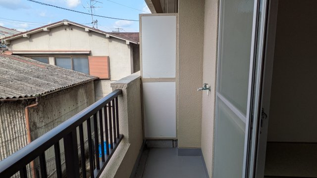 【バルコニー】