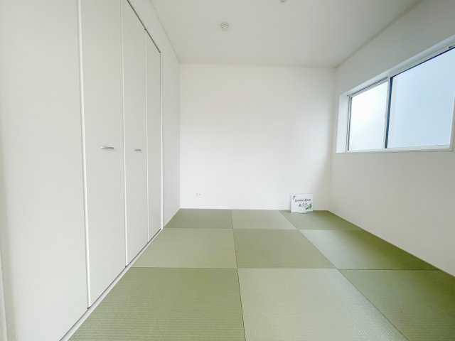 新築戸建・新築建売　邑楽町鶉第7　中野東小・邑楽中の和室|リビングのすぐ隣にあるのでお子様のお昼寝や遊び場として最適です！