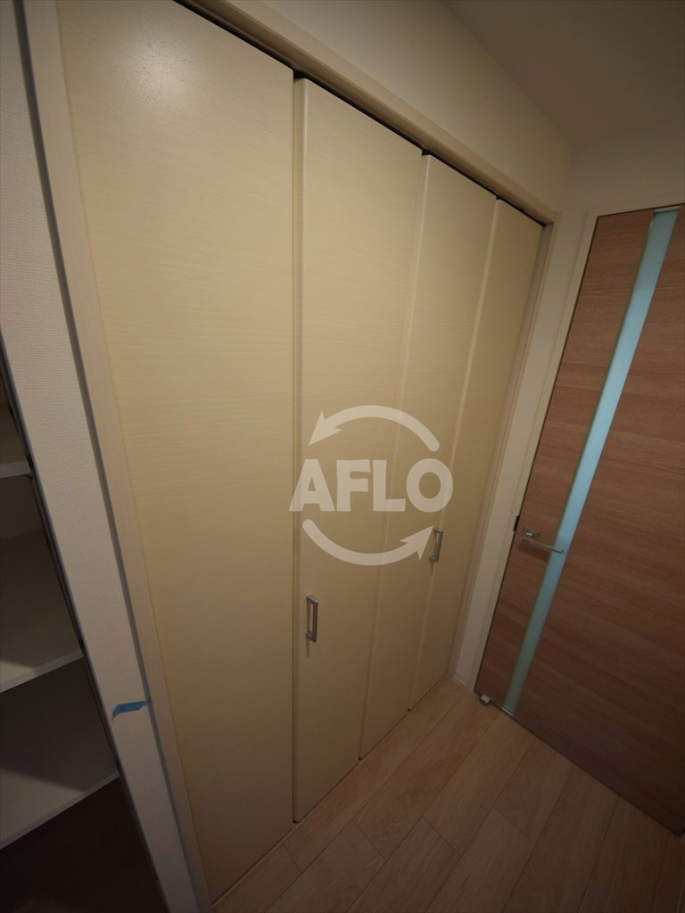 アーバネックス北堀江Ⅱの収納|アーバネックス北堀江　クローゼット