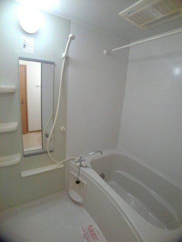 ビバーチェＳ　Ｈ棟の浴室