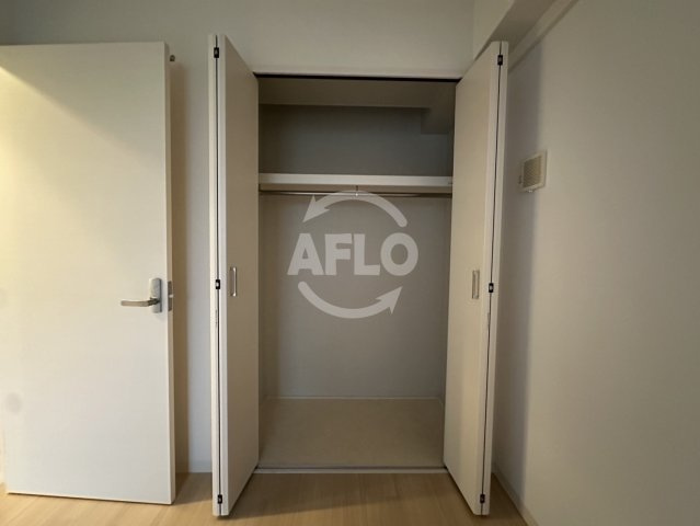 カルムレトリア西梅田　大淀小学校区の収納|カルムレトリア西梅田　クローゼット