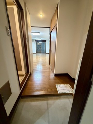 【玄関】 | リバーヒルズⅠ