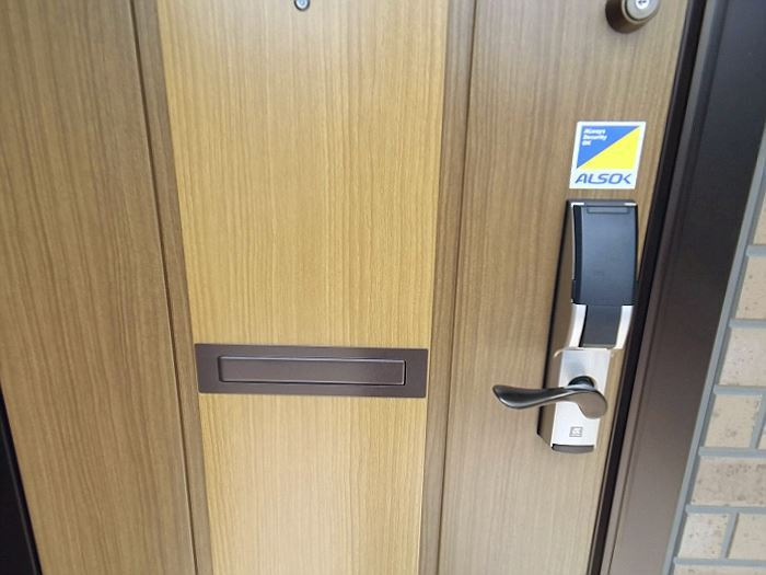 グランジュール　Ｂの玄関