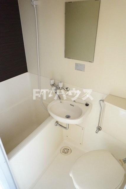 メゾンロートレックの浴室