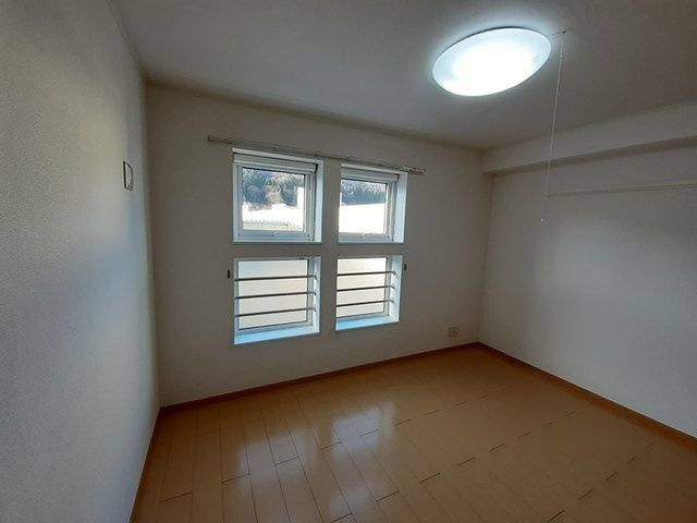 ヴィルヌーブの洋室