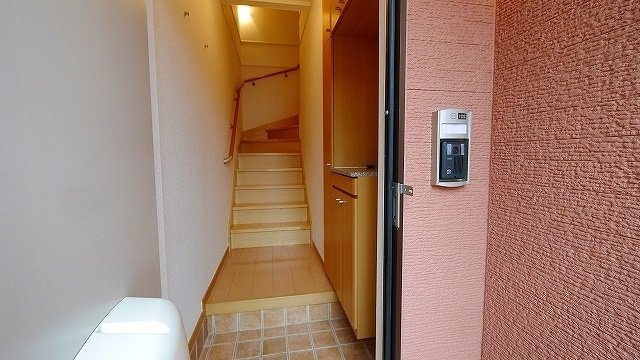 カーサ　プラシードＢの玄関