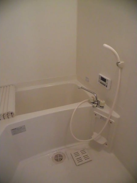 ブルーメンコール B棟の浴室