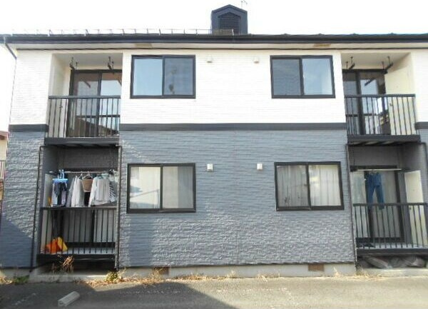 ユニベール A棟のバルコニー