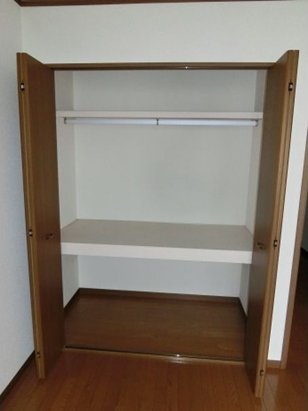 ユニベール A棟の収納