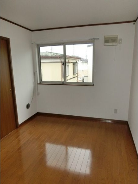 ユニベール A棟の洋室