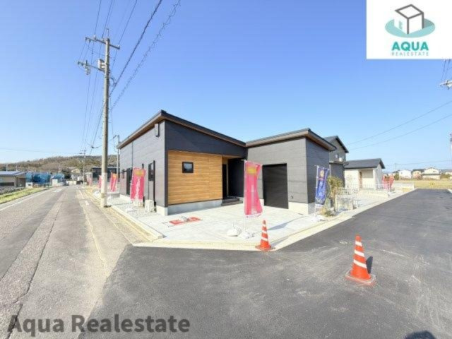 高松市牟礼町大町の新築一戸建の前面道路含む現地写真|前面道路含む現地写真です