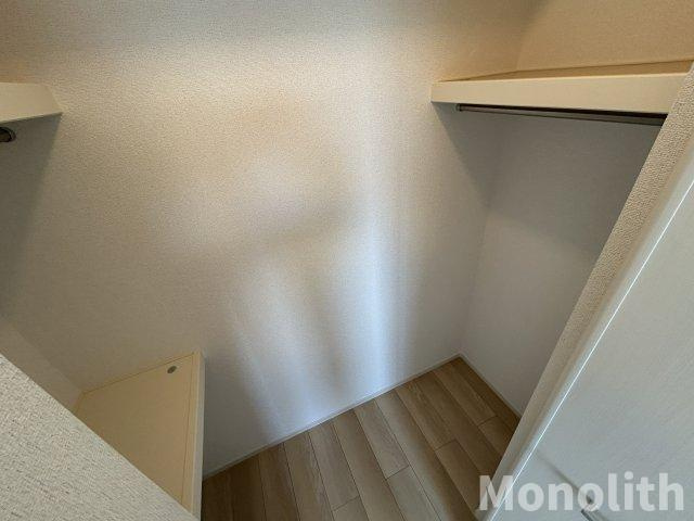 クレメント・ココルの収納