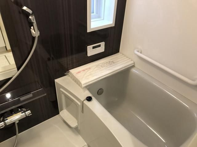 アゼリアハイツ・津田沼の浴室