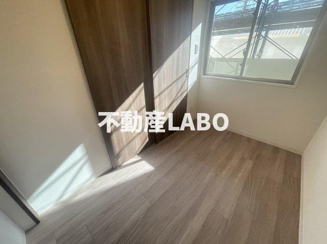 ベルンガーデン林寺の洋室