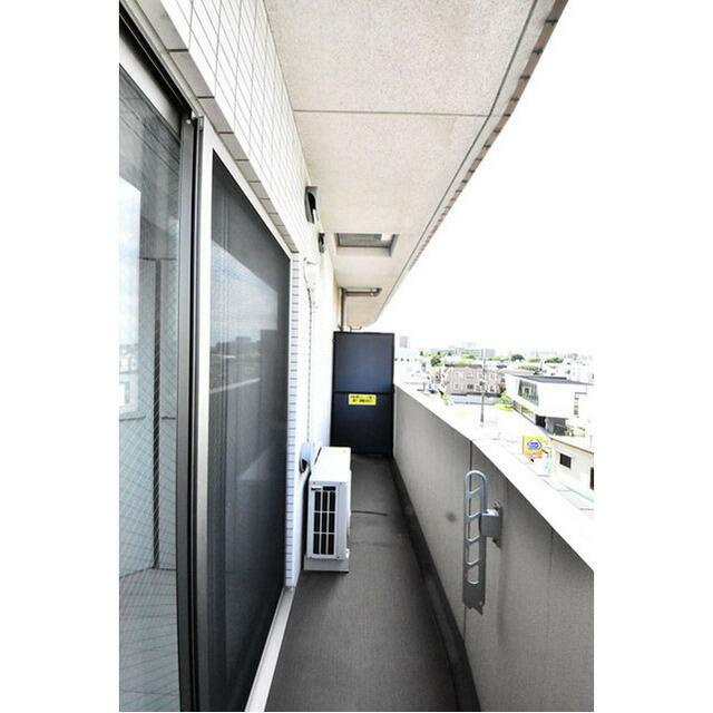 LEXE 東京 East idのバルコニー