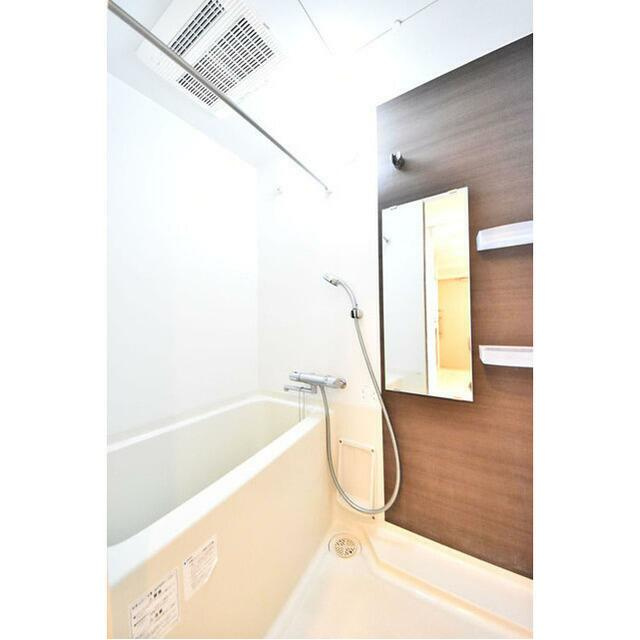 LEXE 東京 East idの浴室