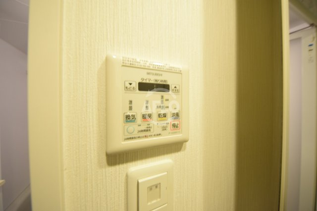 コンフォリア心斎橋ＥＡＳＴの設備|コンフォリア心斎橋ＥＡＳＴ　浴室乾燥機