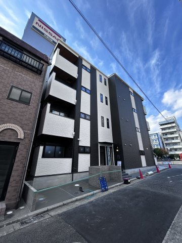 F Canens SEAMの外観