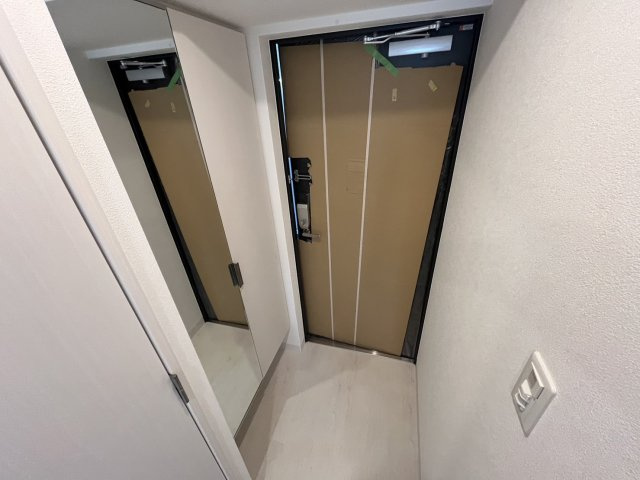 エスリード神戸兵庫駅ミッドポートの玄関