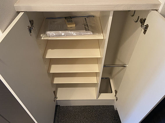 プレサンス神戸裁判所前デリシアの収納