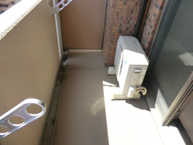 プレサンス神戸裁判所前デリシアのバルコニー