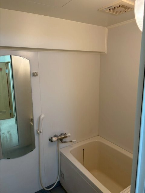 藤和ライブタウン本山の浴室