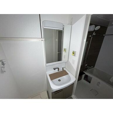 レジュールアッシュ神戸湊川公園の洗面所