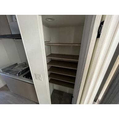 レジュールアッシュ神戸湊川公園の収納