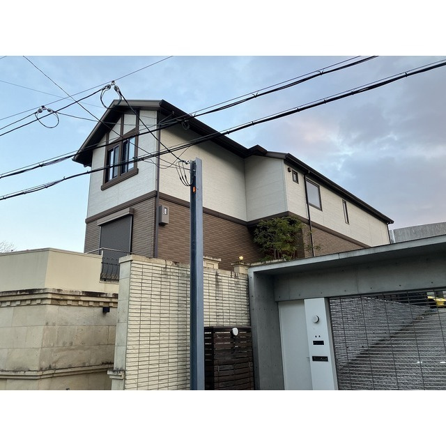 山芦屋町16番貸家の外観