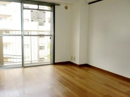 エスペランサ魚崎の洋室