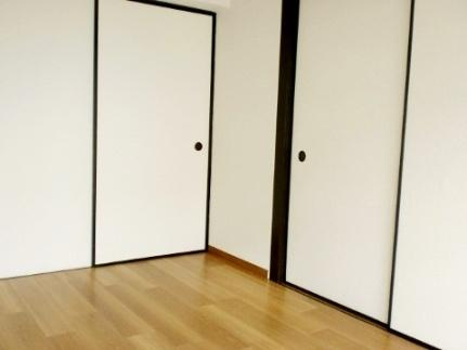 エスペランサ魚崎の洋室