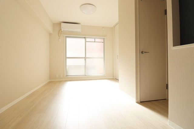 ミストラル住吉駅前の洋室