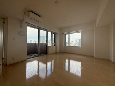 【居間・リビング】 | クロスレジデンス大阪新町