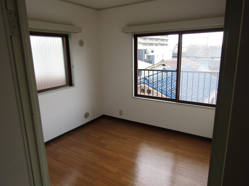 ヨウカワマンションの居間・リビング