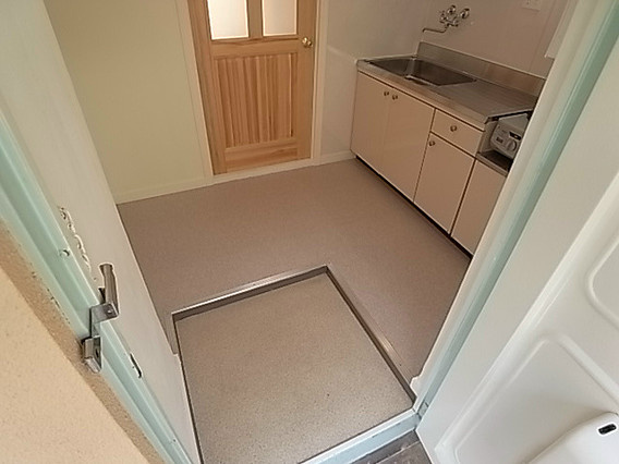 マンションカザミドリの玄関