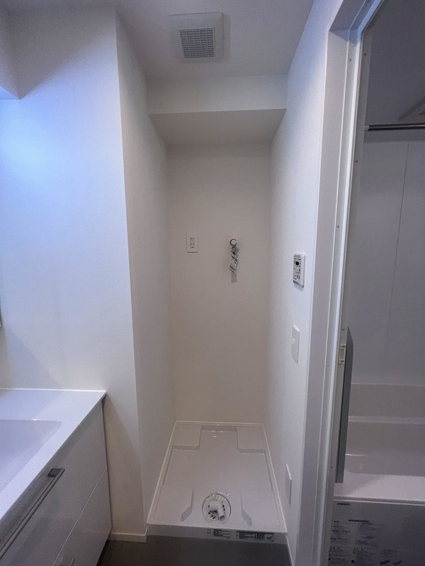 Kyobashi　View　Residenceの設備|Kyobashi　View　Residence　洗濯機置き場