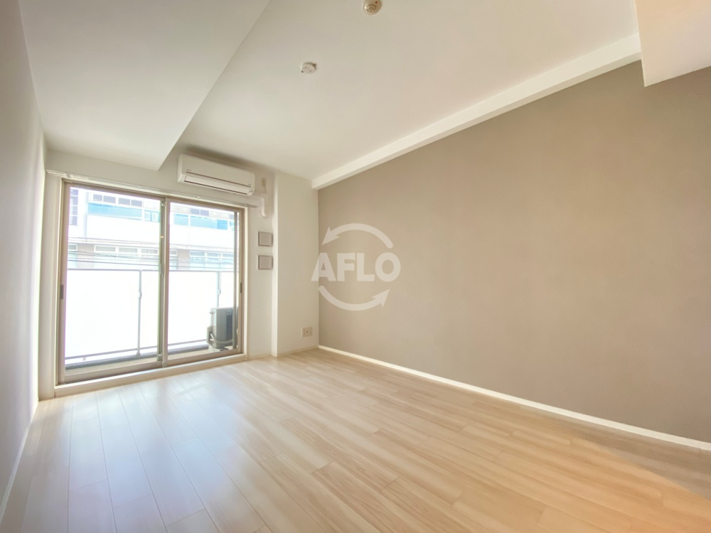 コンフォリア心斎橋ＥＡＳＴの居間・リビング|コンフォリア心斎橋ＥＡＳＴ　洋室