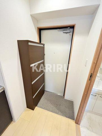 Ts CLUB 参番館の玄関|明るい玄関です