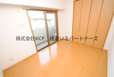 【洋室】 | サンシャトー和賀 | 使い勝手のいい洋室です